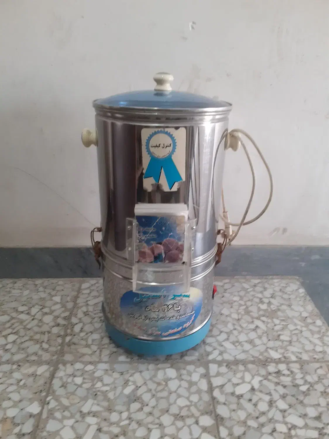 سبزی خردکن|خردکن، آسیاب، غذاساز|اهواز, کمپلو جنوبی|دیوار
