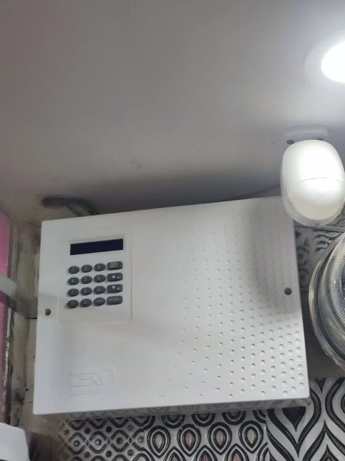 خدمات برق و الکترونیک|خدمات پیشه و مهارت|اراک, |دیوار