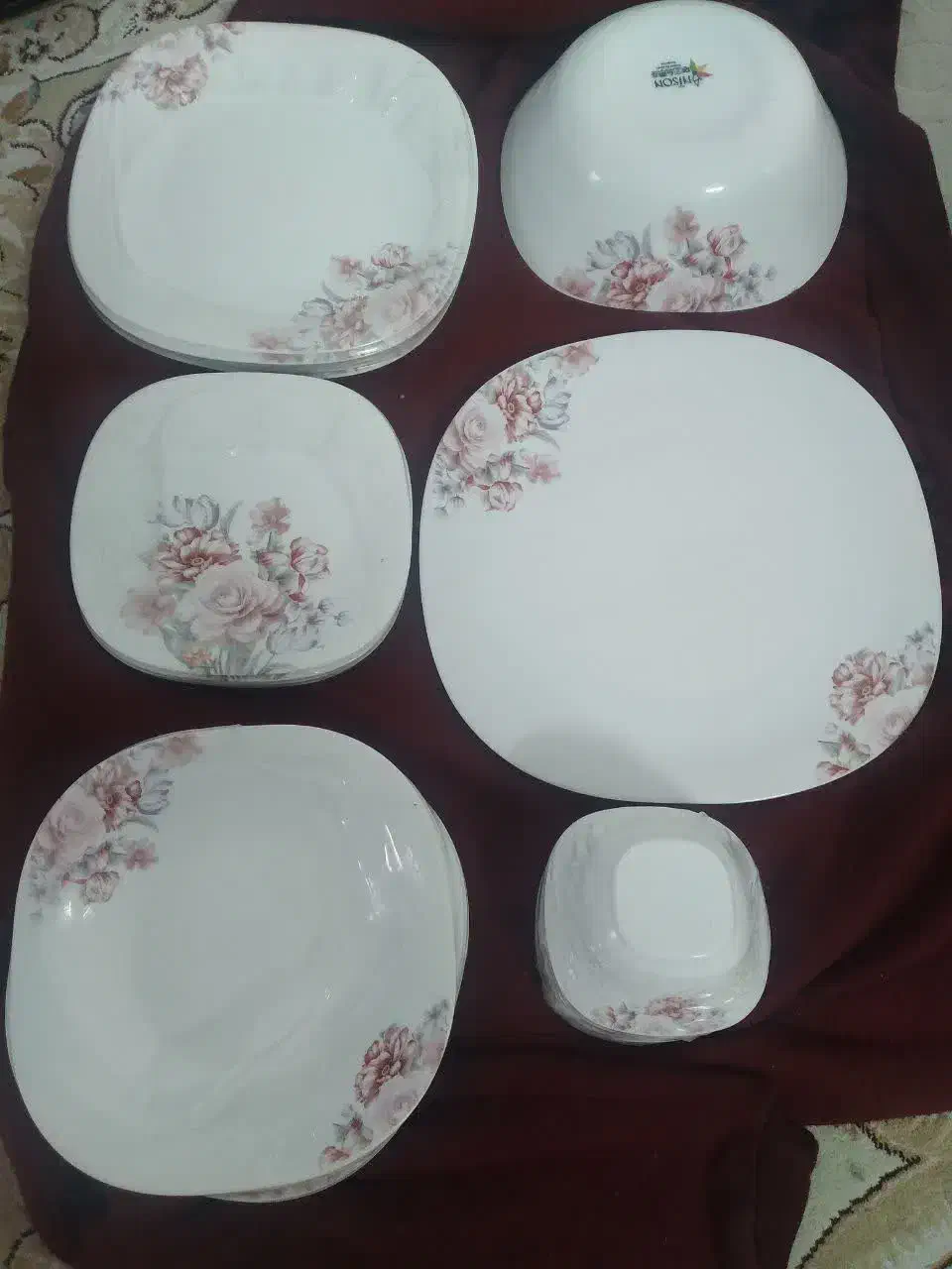 سرویس|ظروف سرو و پذیرایی|قم, ارم|دیوار