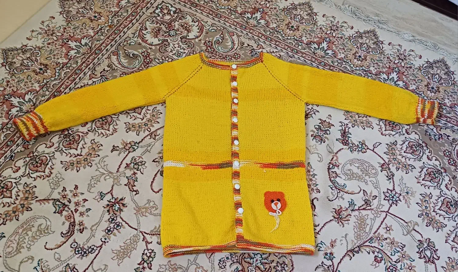 لباس دخترانه|کفش و لباس بچه|شاهین‌شهر, نبوت|دیوار