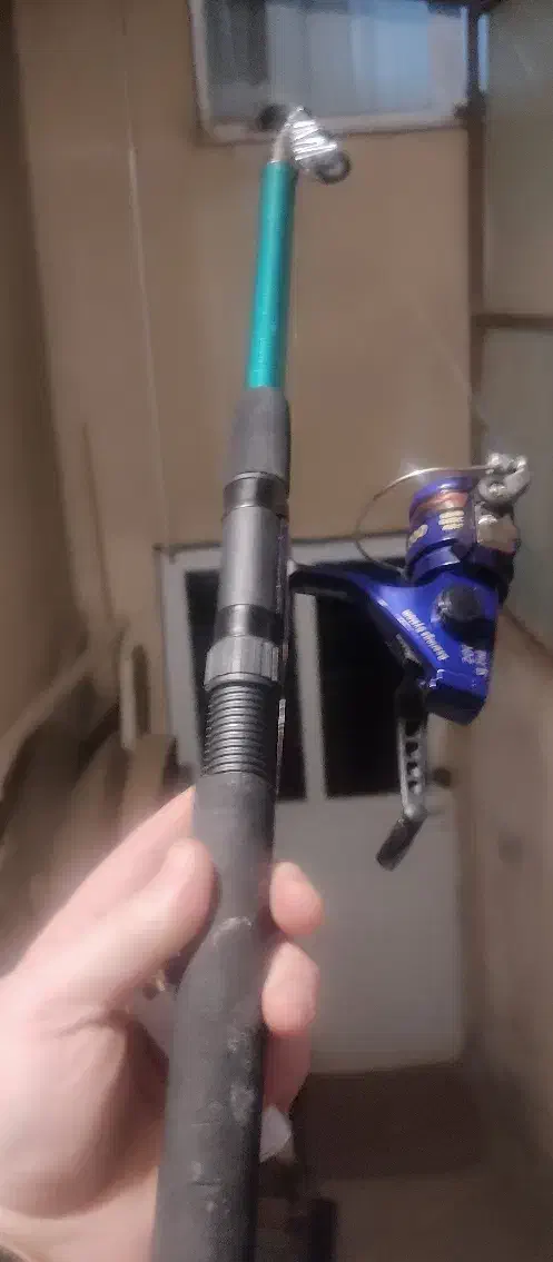 چوب و چرخ ماهیگیری با لوازم کامل|ماهیگیری|قزوین, |دیوار