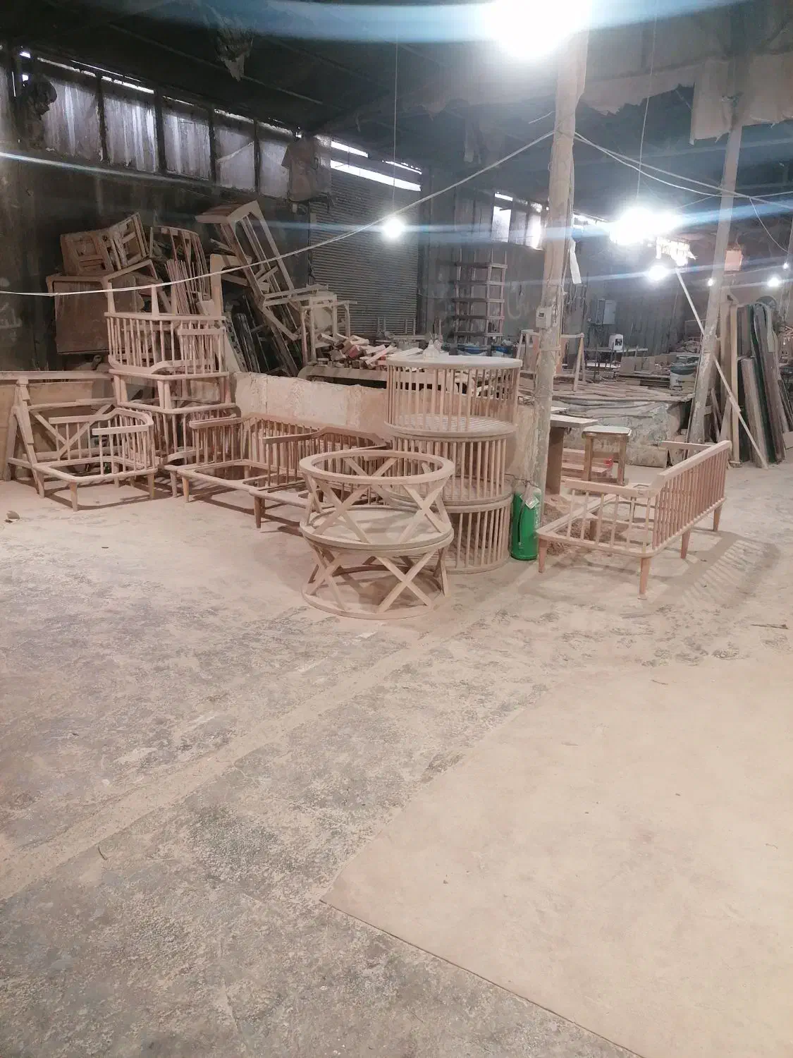 رویه کوب. زیرکارچی رویکوبی و نجار ماهر و نیمه|استخدام صنعتی، فنی، مهندسی|شهریار, شهرک وائین|دیوار