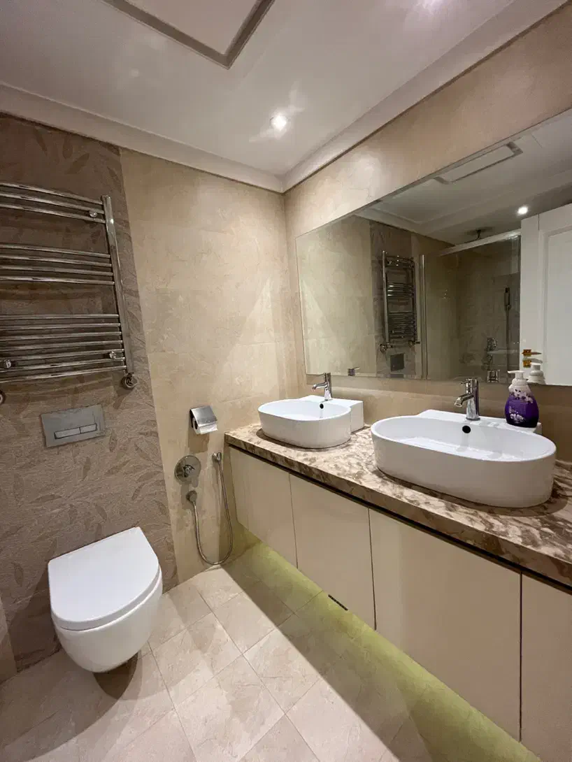 220متر/ تاپ لوکیشن بلوار/ برند سعادت آباد