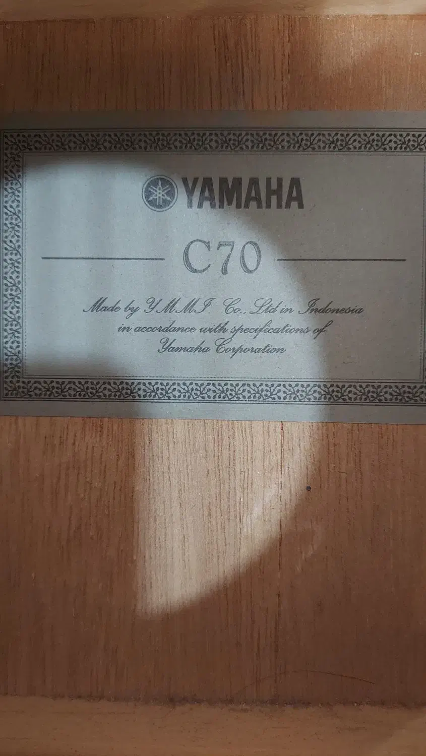گیتار یاماها C70 اصل|گیتار، بیس، امپلیفایر|فیروزآباد (فارس), |دیوار