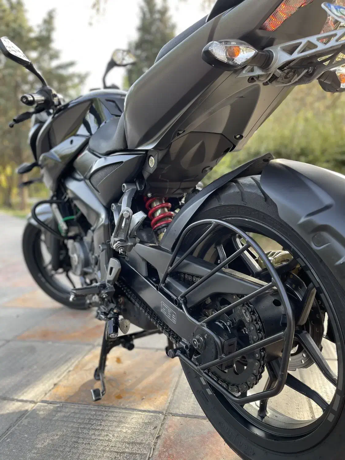 ns200|موتورسیکلت|تهران, نازی‌آباد|دیوار