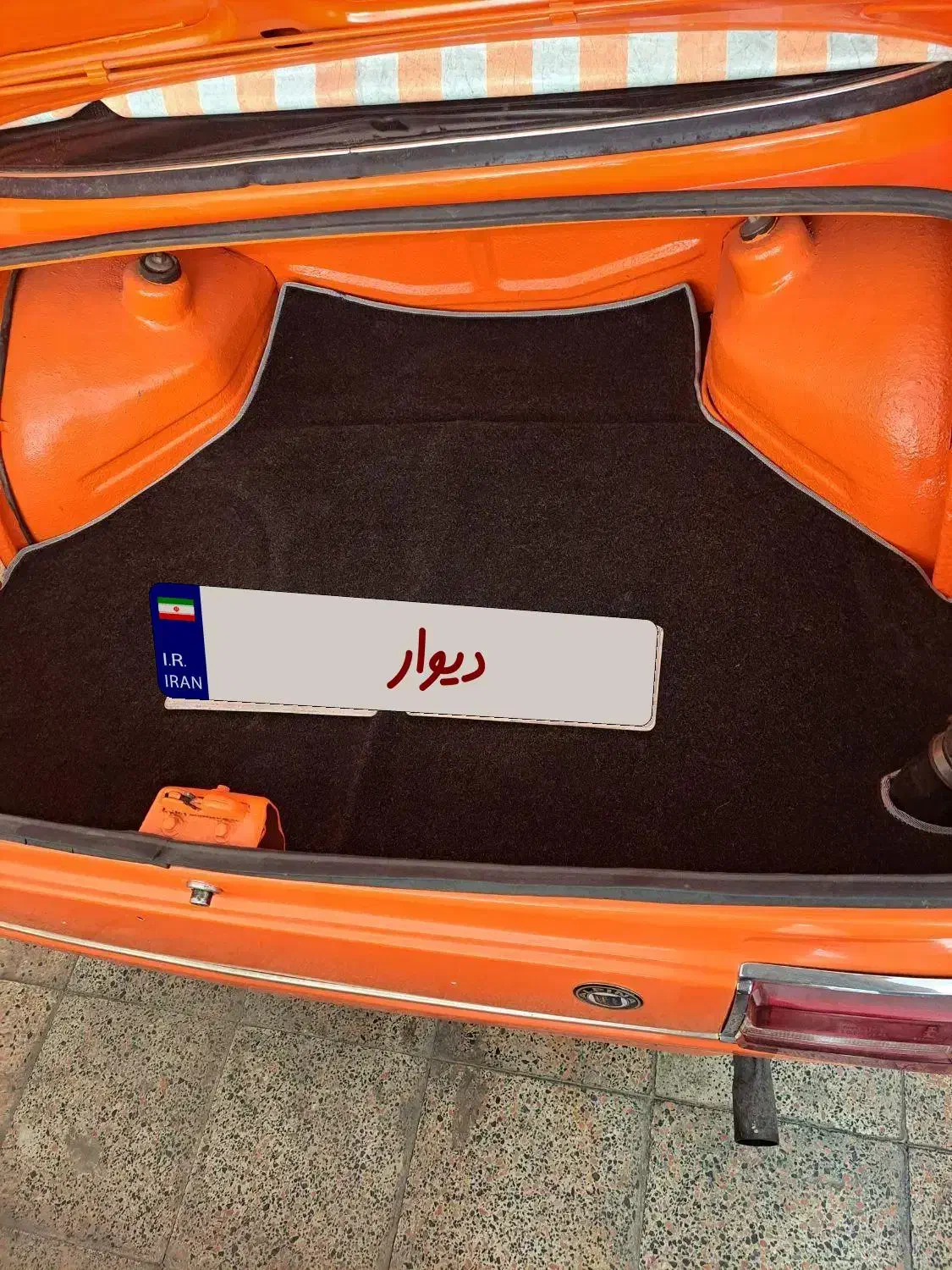 با سلام بی ام و ۲۰۰۲ مدل ۱۹۷۵|خودرو کلاسیک|اندیشه, اندیشه فاز ۱|دیوار