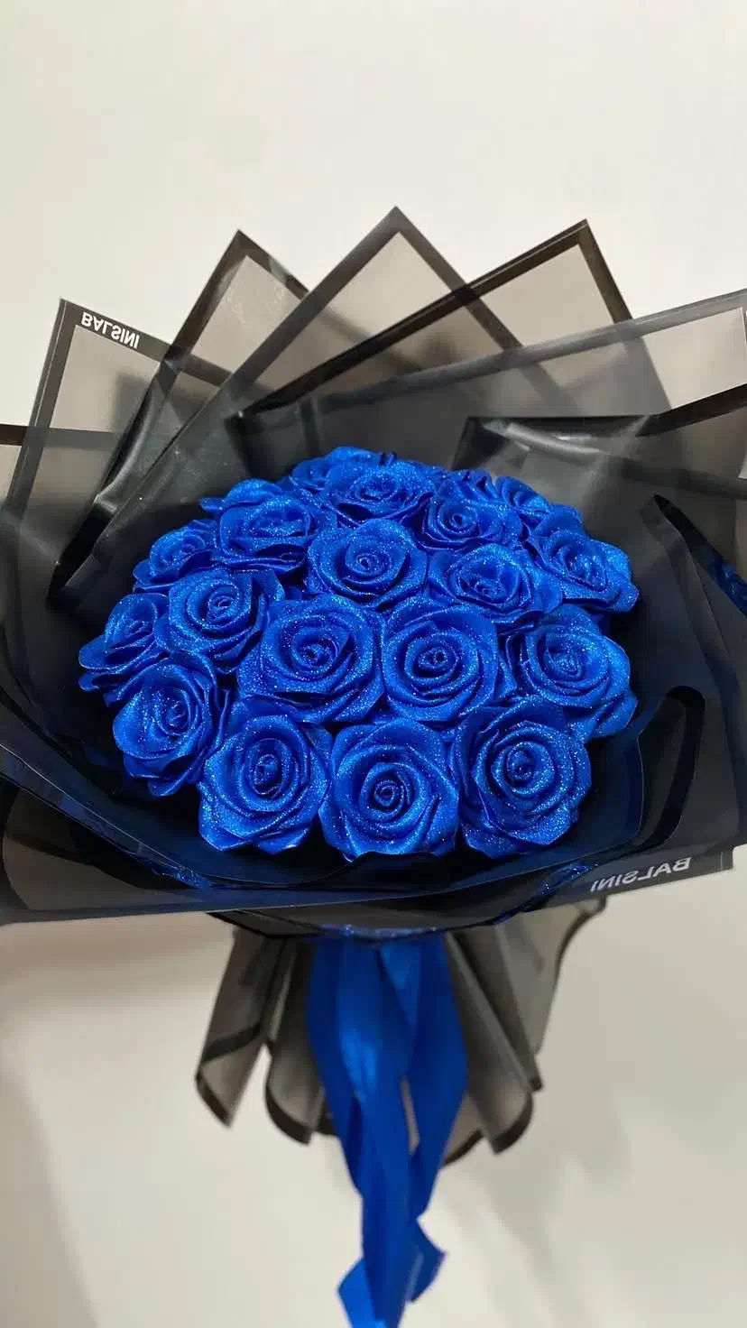 گل رز آبی|گل مصنوعی|قدس, شهر‌قدس|دیوار