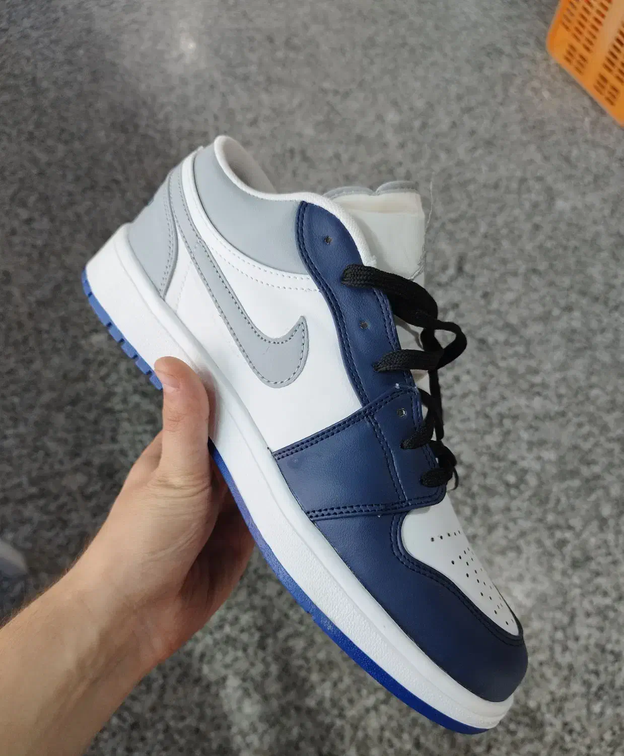 خیاط و چسب کار|استخدام صنعتی، فنی، مهندسی|قنوات, |دیوار