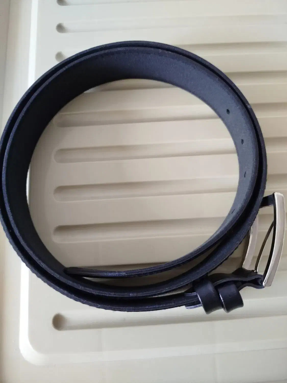 کمربند|کیف، کفش، کمربند|ساری, |دیوار