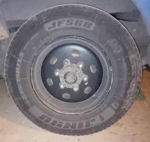 رینگ و لاستیک ۲۳۵|قطعات یدکی و لوازم جانبی|تربت جام, میان جام|دیوار