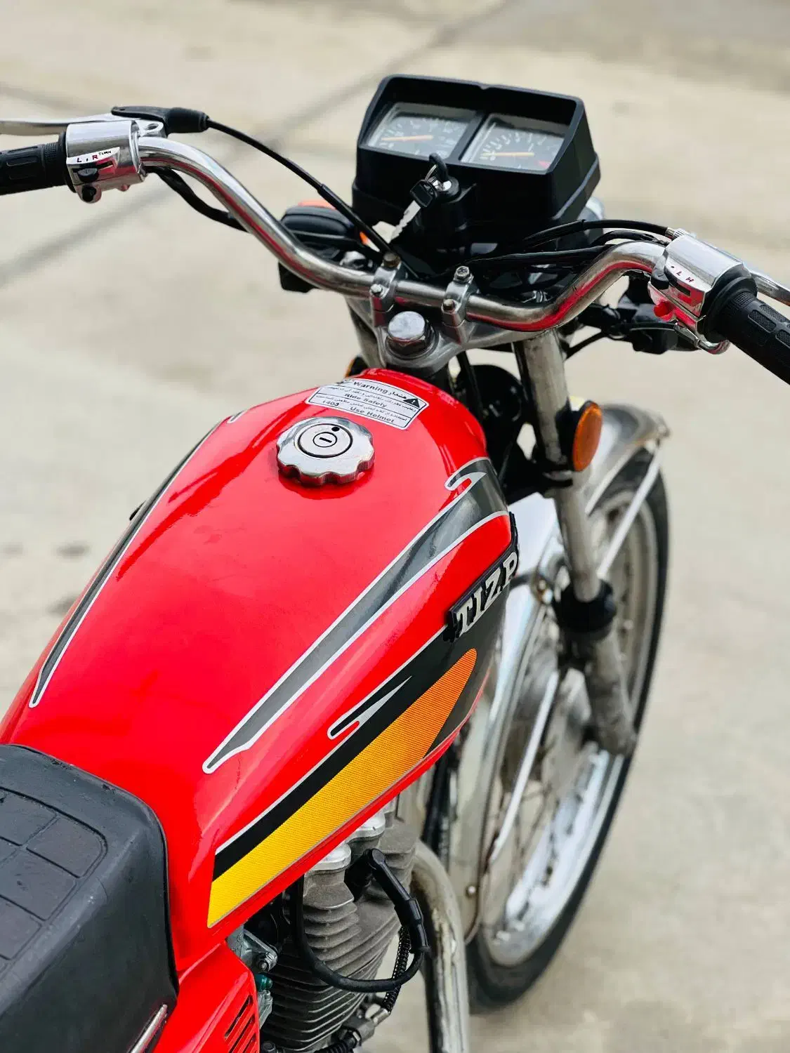 متور۱۲۵ زمرد کویر متوربزرگ مدل۸۷ درحد۱۵۰ درحد صفر|موتورسیکلت|بانه, |دیوار