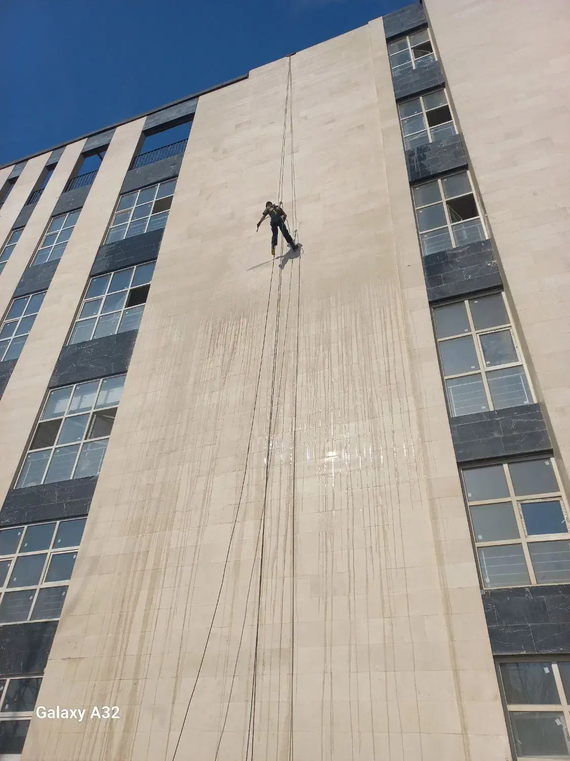 کفسابی نماشویی اجر کف ساب سنگسابی ساب زن سنگساب|خدمات نظافت|تبریز, |دیوار