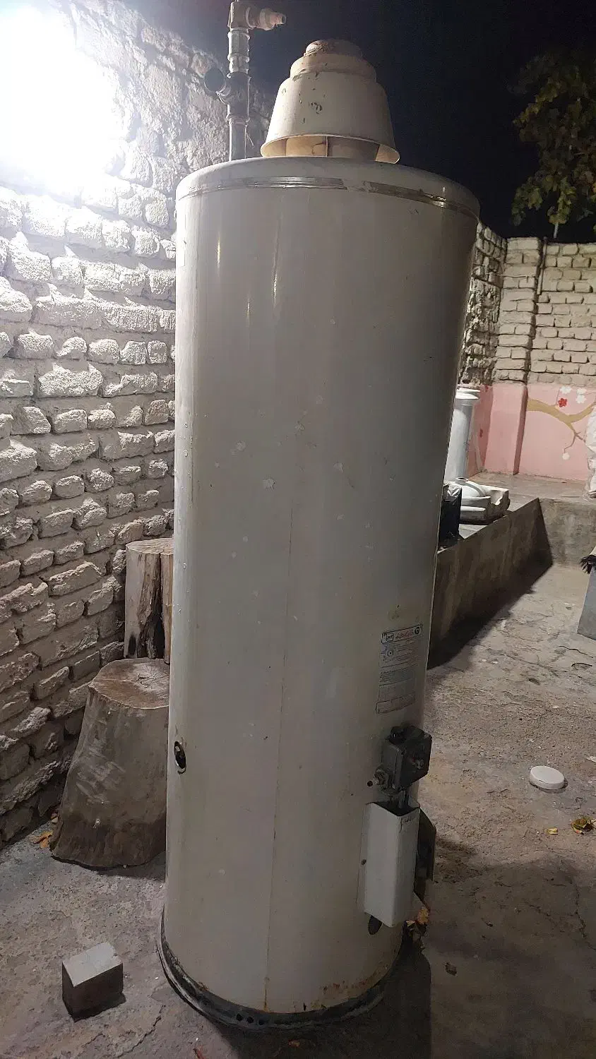 آبگرمکن ایستاده گازی|آبگرمکن، پکیج، شوفاژ|ماکو, |دیوار