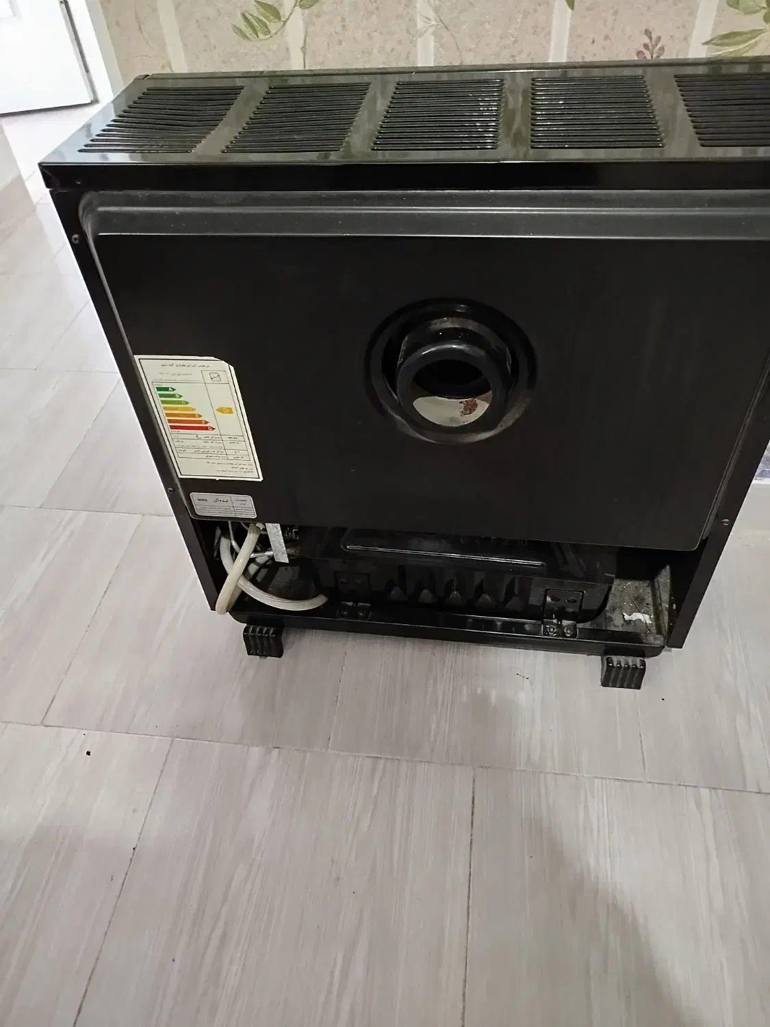 بخاری گازی نیک کالا  در ابعاد ۶۰ در ۷۰ می باشد|بخاری، هیتر، شومینه|تهران, آذری|دیوار