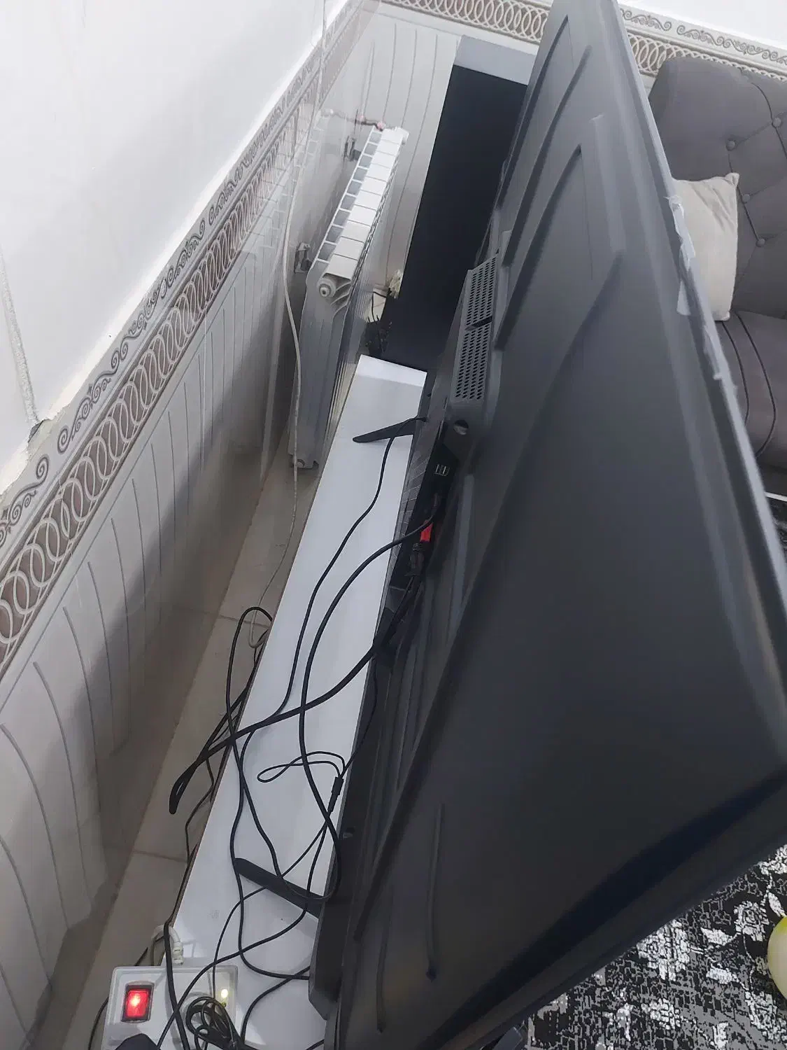 دوعدد تلویزیون ال ای دی هاینسس ۵۸اینج و۴۰اینج|تلویزیون و پروژکتور|دزفول, |دیوار