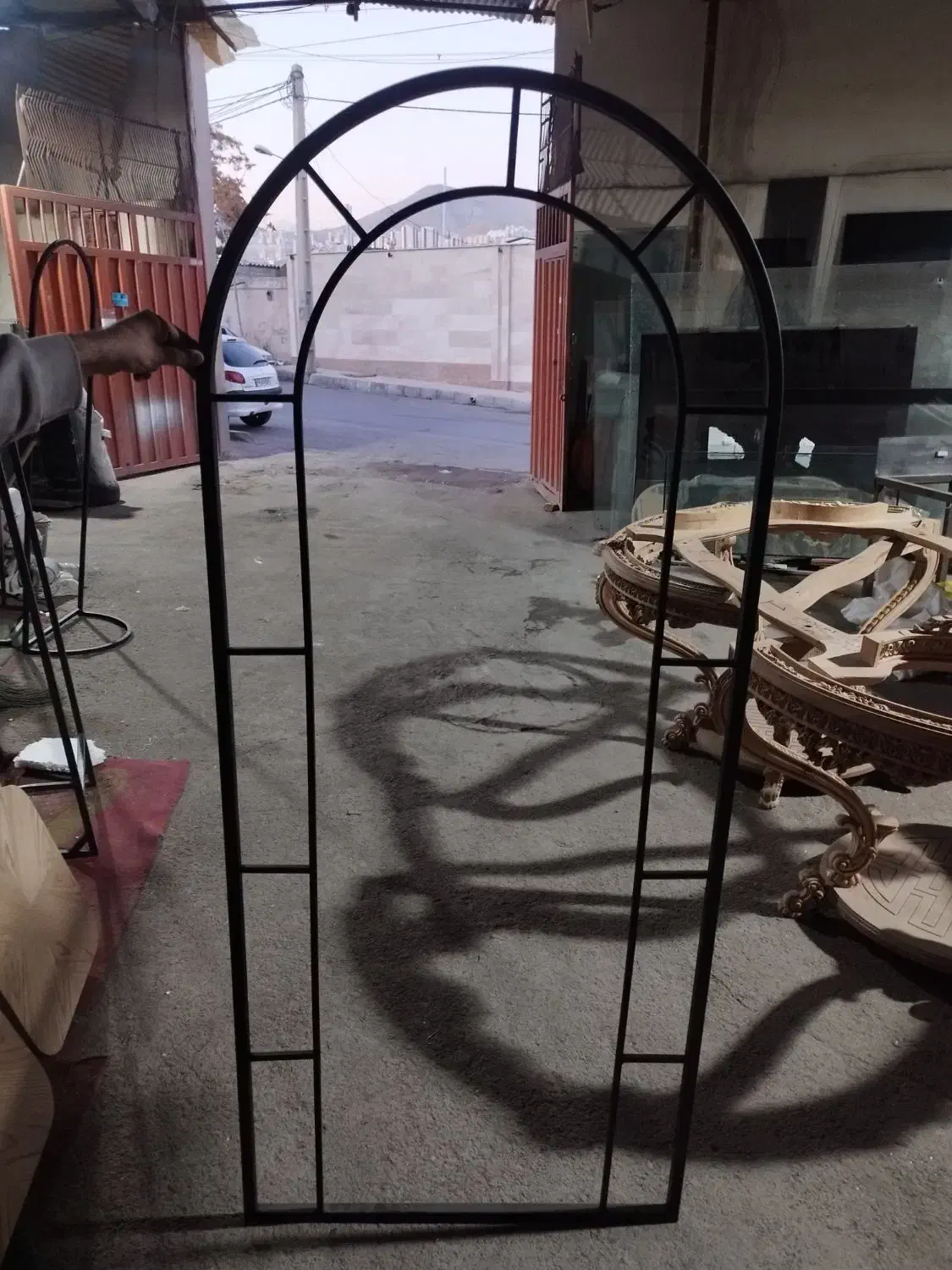 تولید و پخش انواع قاب آینه فلزی گنبدی و طرح دار|آینه|پردیس, شهرک صنعتی خرمدشت فاز ۷|دیوار