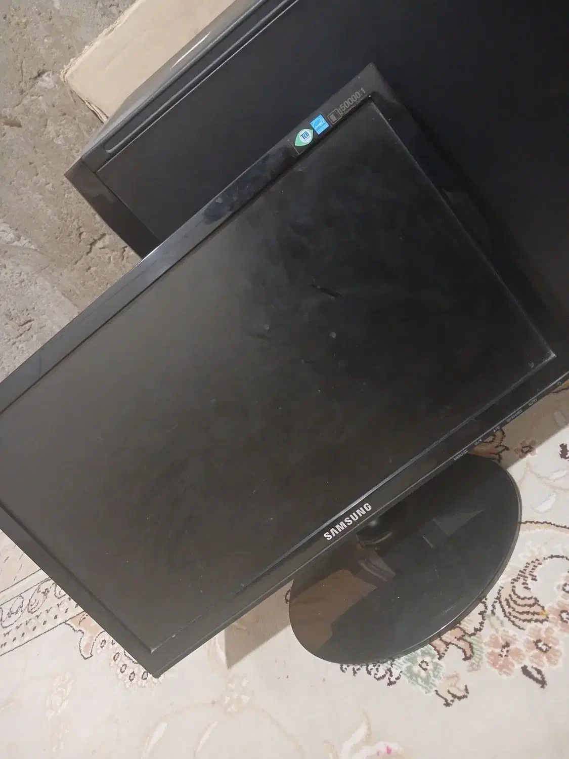 کامپیوتر|رایانه رومیزی|دهدشت, |دیوار