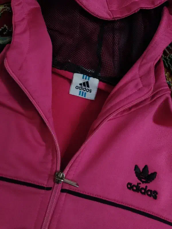 ست های ورزشی دخترانه و کفش اسپرت|لباس|مشهد, گلبرگ شمالی|دیوار