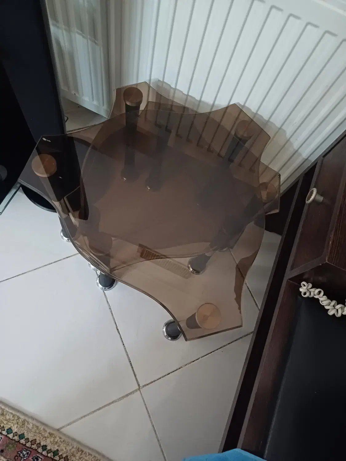 میز جلو مبلی شیشه ای با سه عسلی|مبلمان خانگی و میز عسلی|قم, هفت تیر|دیوار