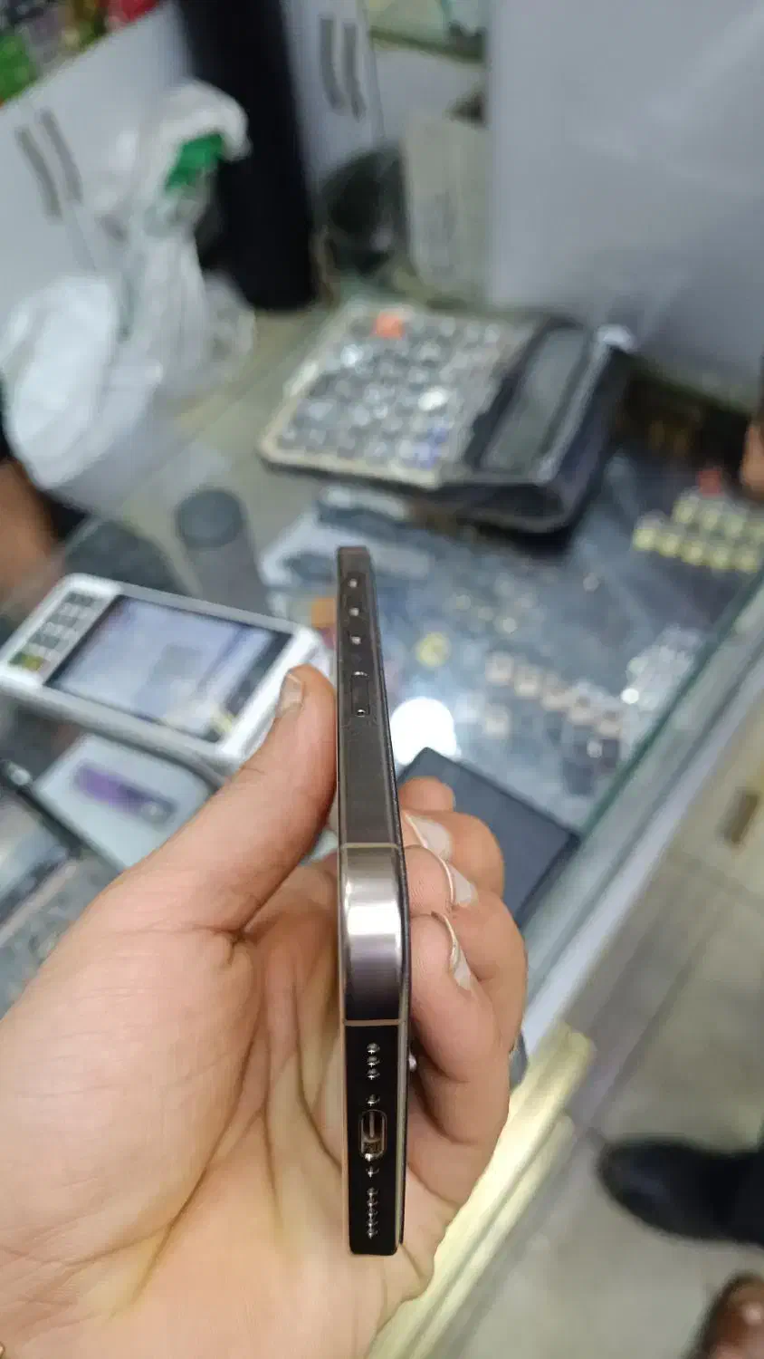 آیفون|موبایل|باوی, |دیوار