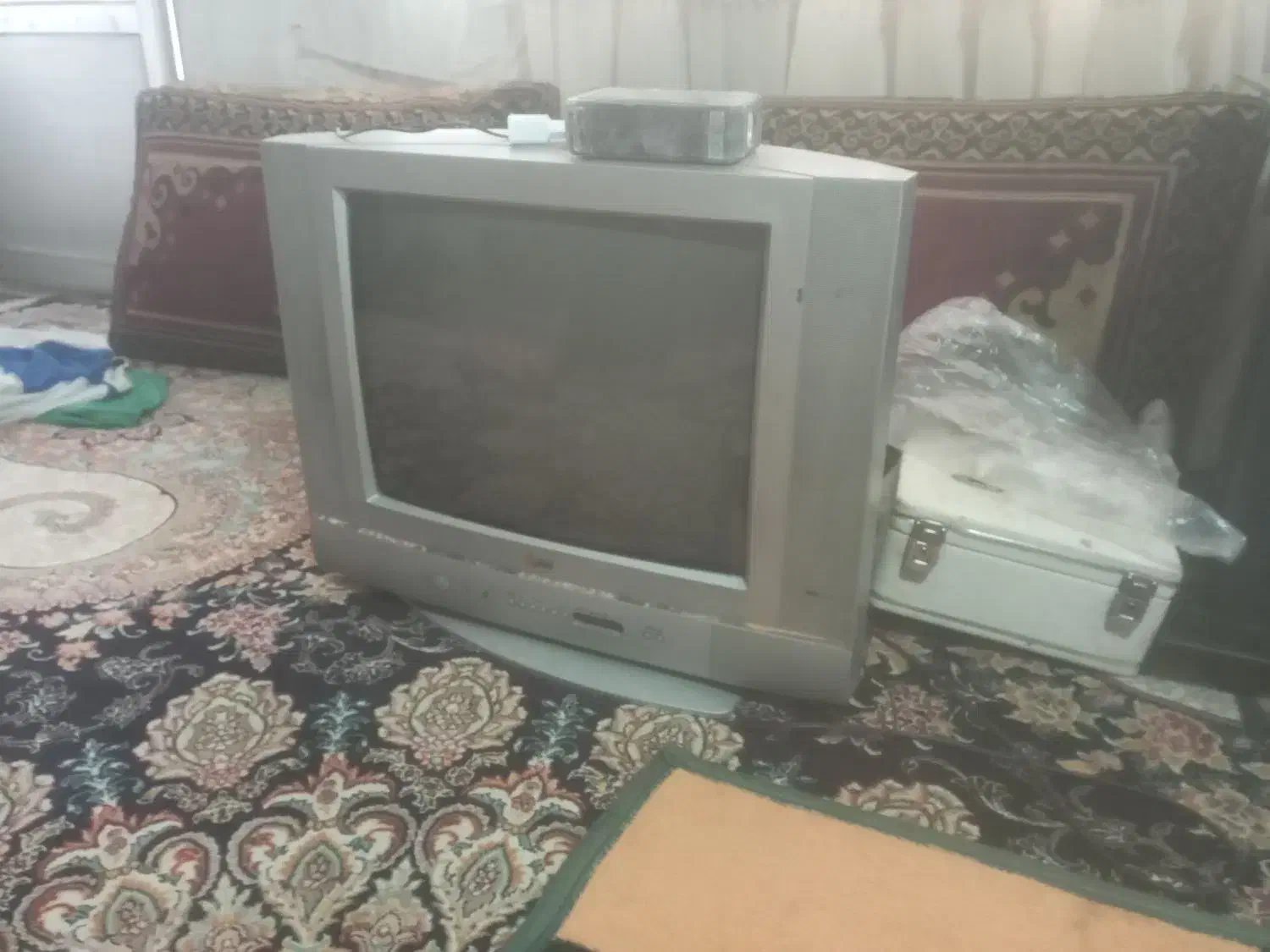 تعدادی وسایل منزل فروش میرسد|حراج|ملایر, |دیوار