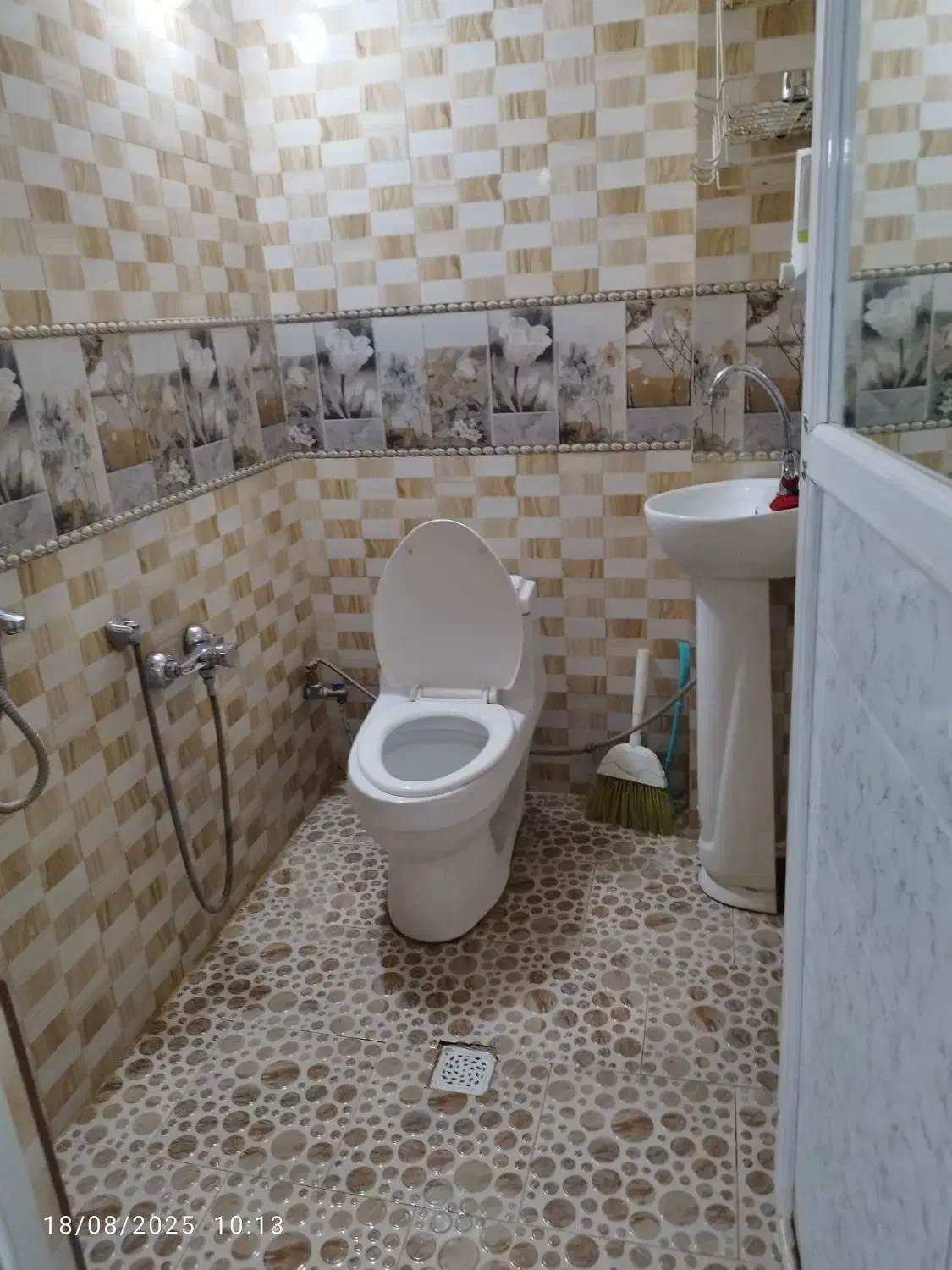 منزل ویلای نقلی اجاره روزانه|اجارهٔ کوتاه‌مدت آپارتمان و سوئیت|مشهد, کوشش|دیوار