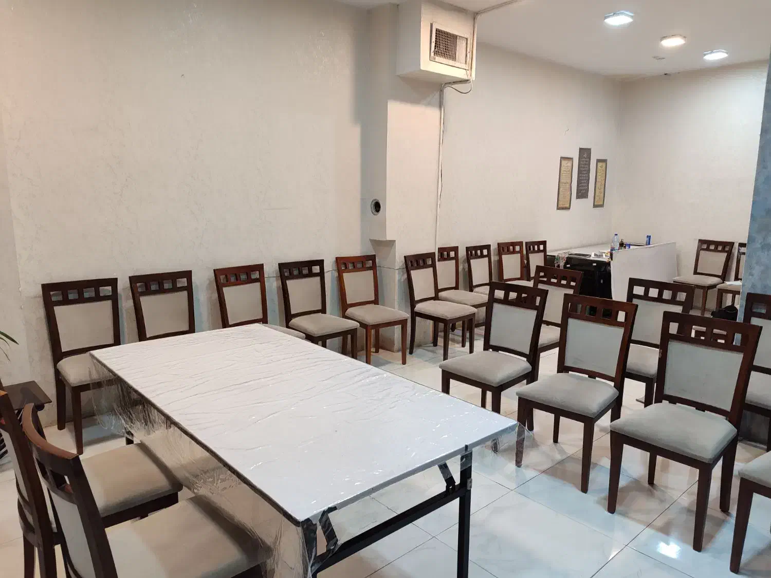 اجاره کلاس آموزشی|اجارهٔ کوتاه‌مدت دفتر کار و فضای آموزشی|مشهد, استاد یوسفی (شهرک غرب)|دیوار