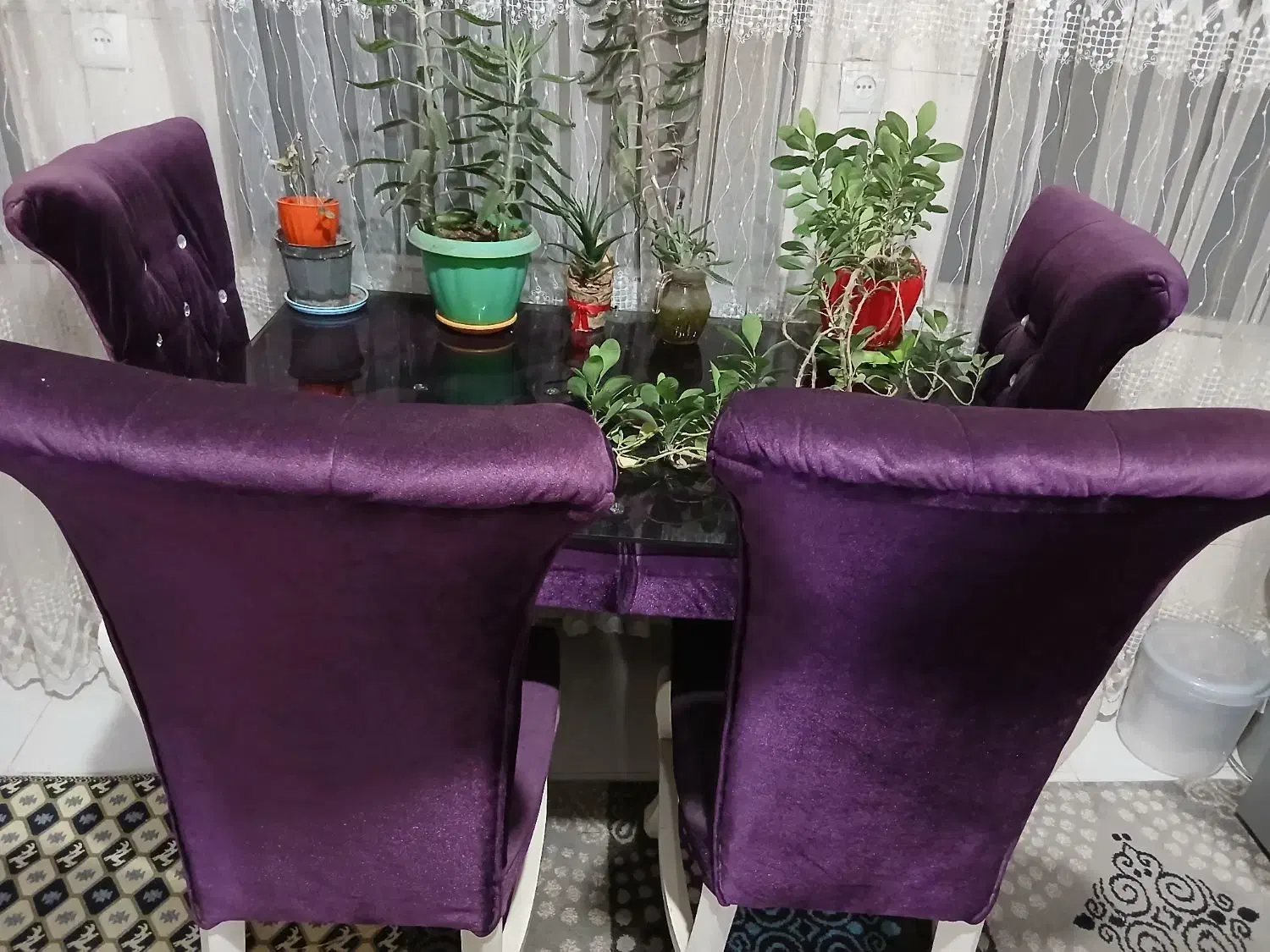 میزناهارخوری۴نفره.قیمت۳میلیون تومان.|میز و صندلی غذاخوری|آبیک, |دیوار