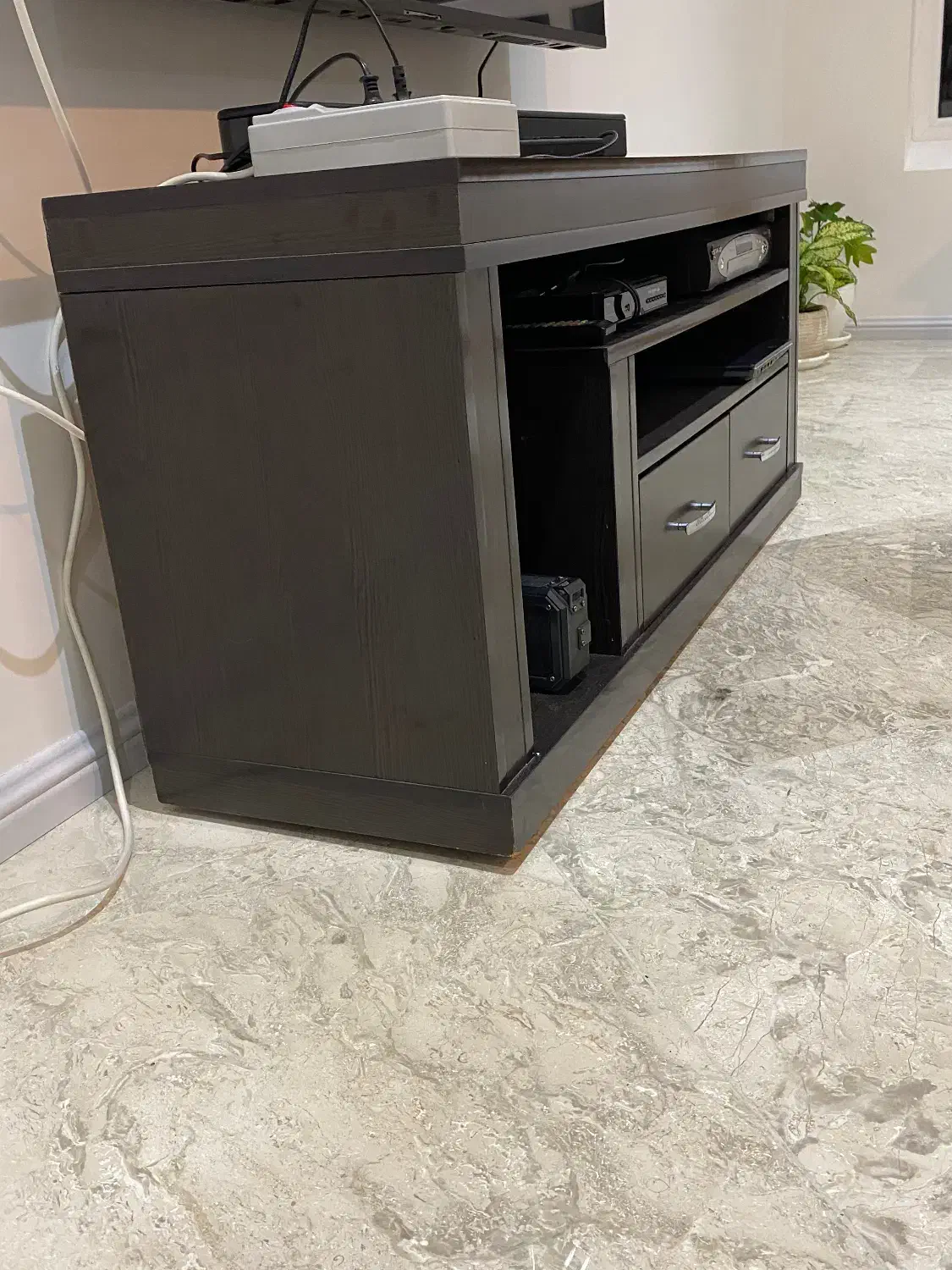 میز تلویزیون، گیرنده و دستگاه دیجیتال|میز تلویزیون|تهران, جمال‌زاده|دیوار