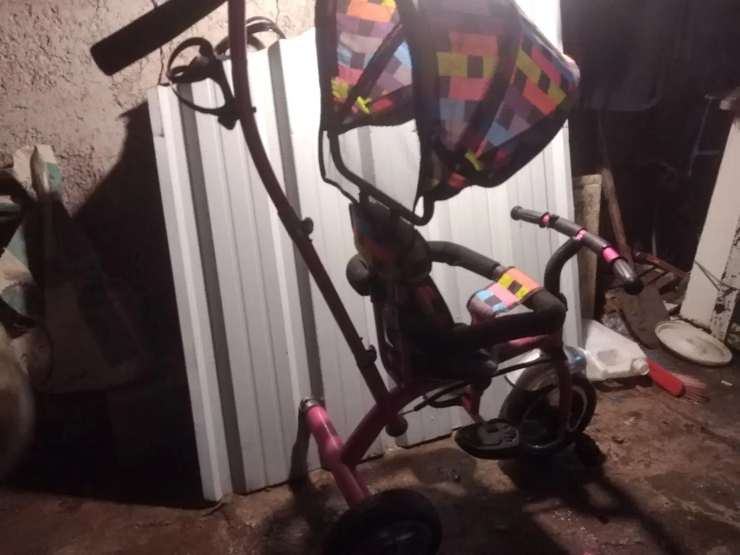 فروش 2 عدد 3 چرخه و ماشین سواری کودک|دوچرخه، اسکیت، اسکوتر|رشت, بلوار گیلان|دیوار