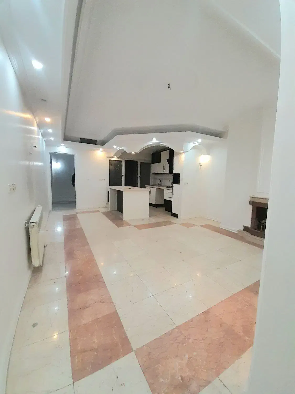 ۵۸/سالن پرده خور/مروارید ورزی شمالی