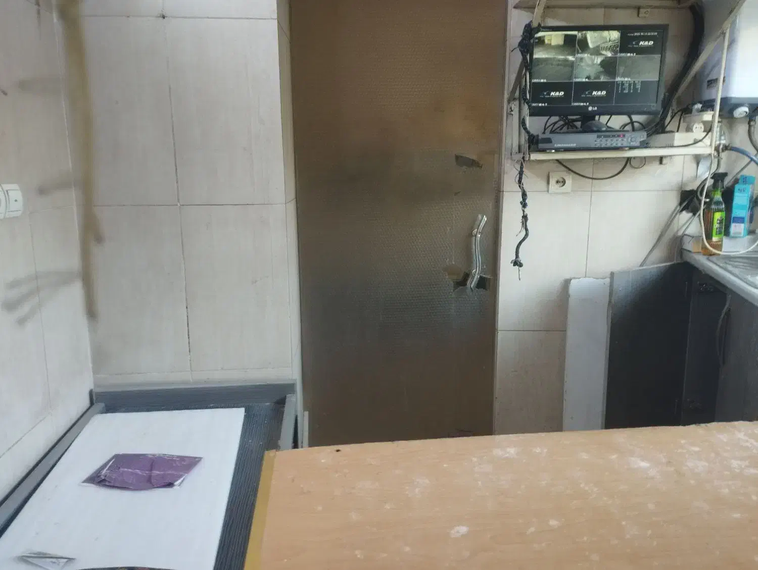 اجازه اتاق|اجارهٔ آپارتمان|اصفهان, برازنده|دیوار