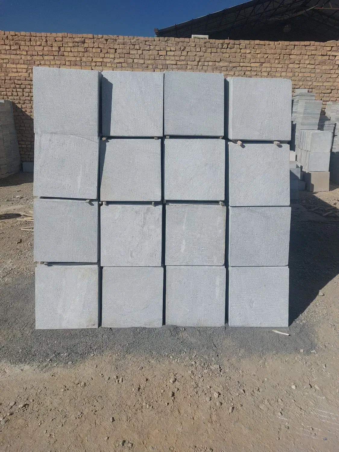 فروش فوری نقدی سنگ حیاطی|مصالح و تجهیزات ساختمان|نجف‌آباد, شهرک صنعتی نجف آباد|دیوار