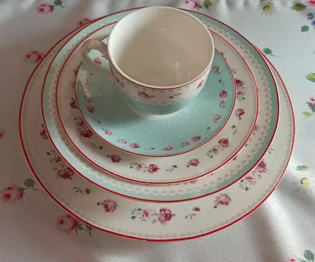 سرویس چینی آنجلا|ظروف سرو و پذیرایی|تهران, اقدسیه|دیوار