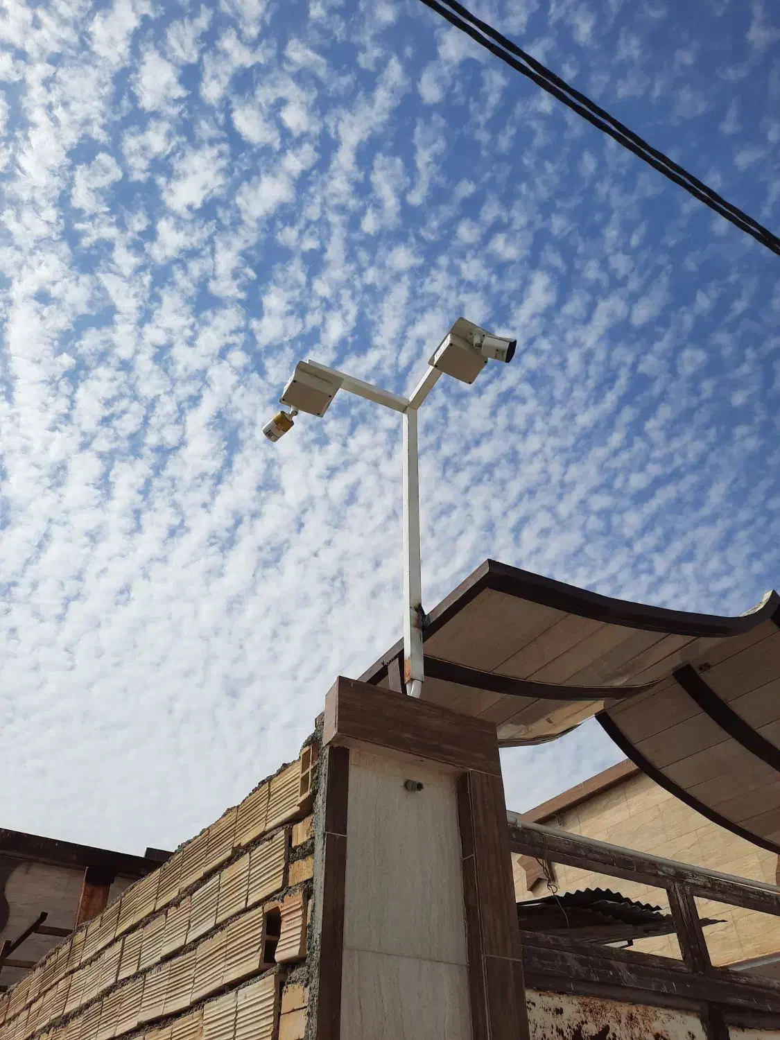 نصب و تعمیر دوربین مداربسته در جزیره کیش|خدمات پیشه و مهارت|کیش, |دیوار