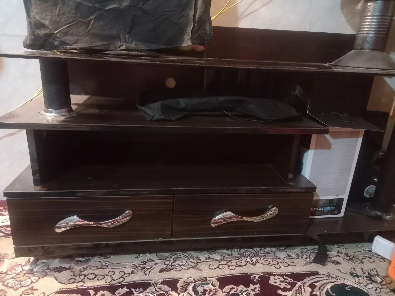 میز تلوزیون معاوضه با میز کامپیوتر|میز تلویزیون|یزد, |دیوار