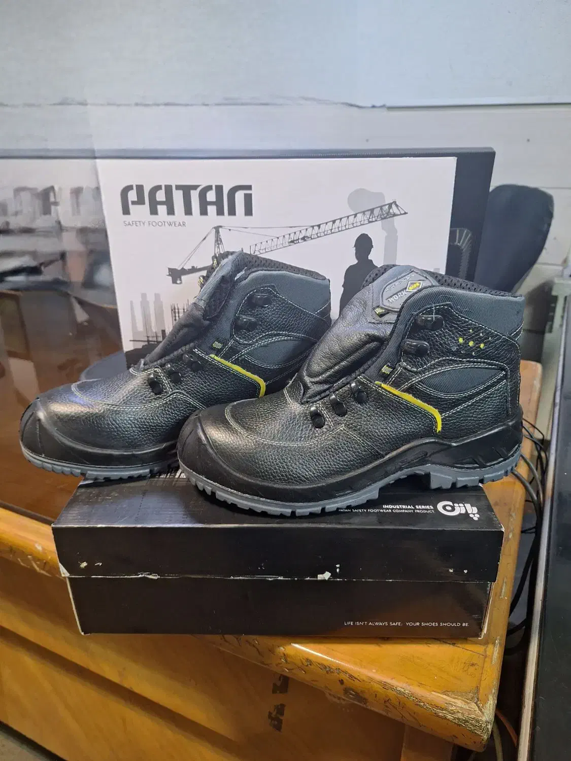 کفش ایمنی نو|کیف، کفش، کمربند|تهران, باغ فیض|دیوار