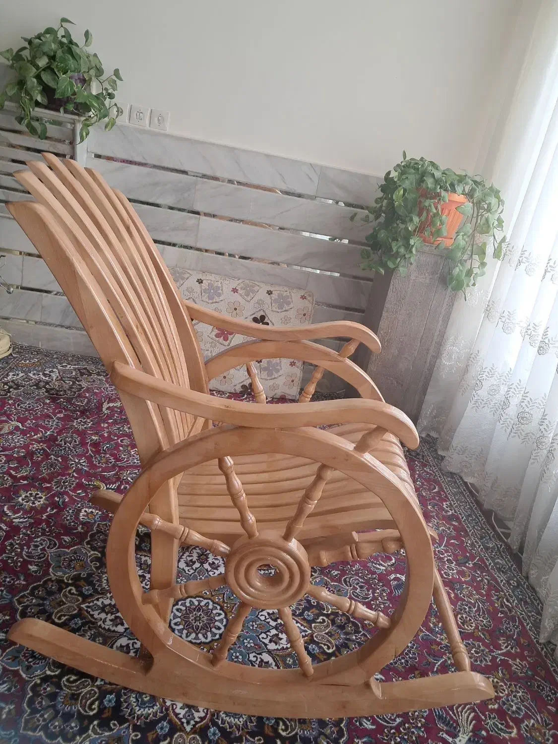 فروش صندلی مادربزرگ بابهترین کیفیت ومناسبترین قیمت|صندلی و نیمکت|اصفهان, رهنان|دیوار