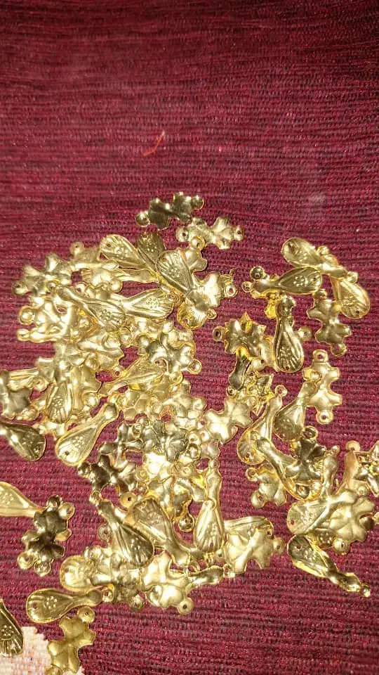 گل لچک طلا|جواهرات|لردگان, |دیوار