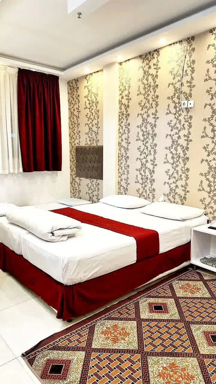 هتل و سوییت با سه وعده غذا و پارکینگ مسقف|اجارهٔ کوتاه‌مدت آپارتمان و سوئیت|مشهد, حرم مطهر رضوی|دیوار