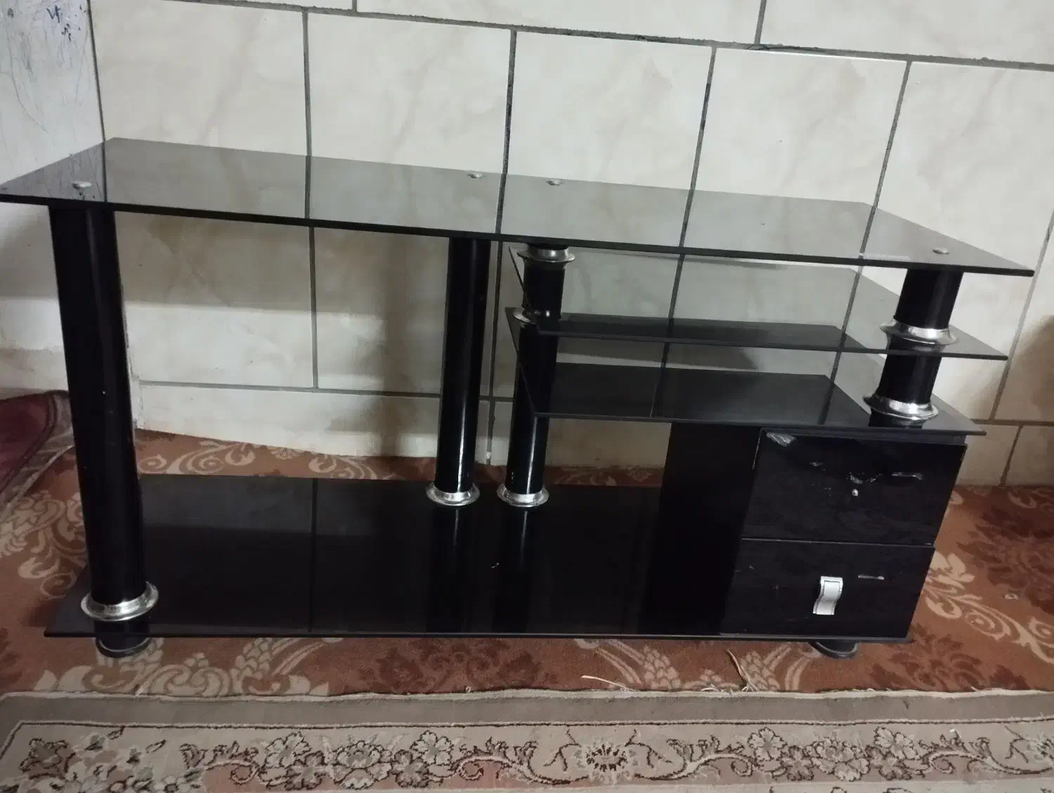 میز|میز تلویزیون|نیشابور, شهید بهشتی|دیوار