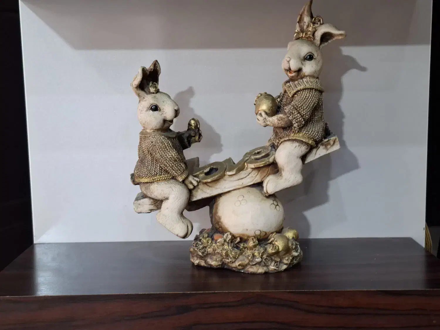 مجسمه|مجسمه، تندیس، ماکت|رباط‌کریم, مسکن مهر آبشناسان|دیوار