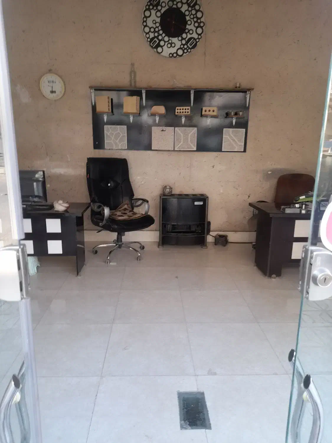 منشی حسابدار خانم جهت صالح ساختمانی|استخدام مالی، حسابداری، حقوقی|مشهد, نظام دوست|دیوار