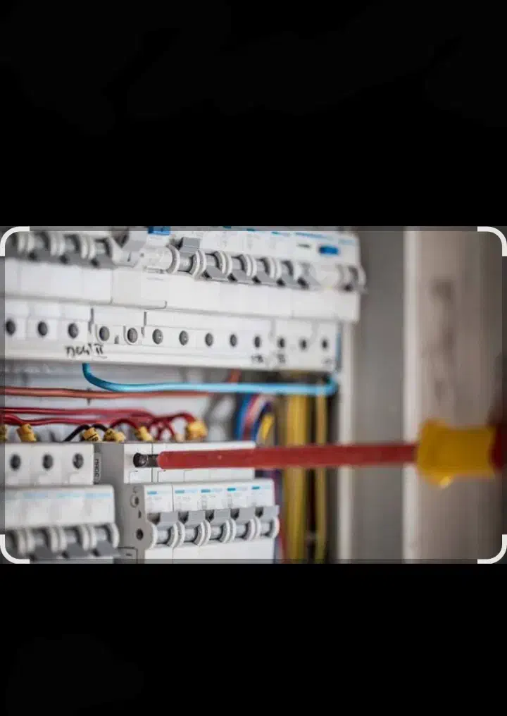 برقکاری تکفاز و سه فاز تخصصی|خدمات پیشه و مهارت|اراک, |دیوار