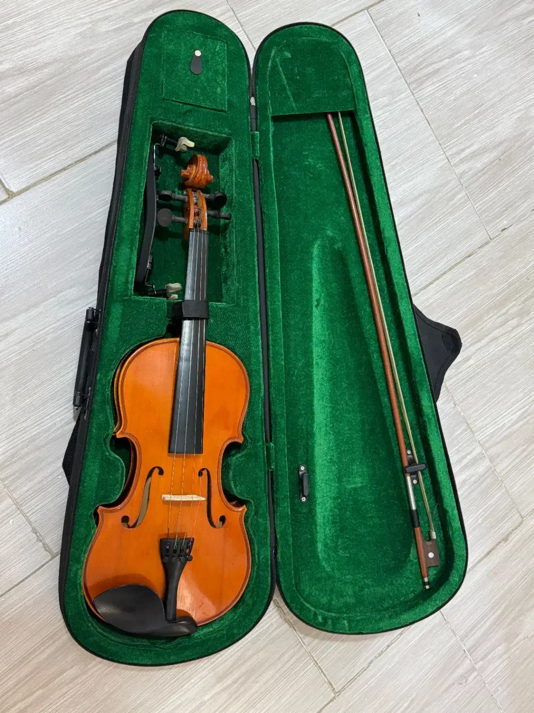 ویولن|ویولن|پرند, فاز ۰|دیوار