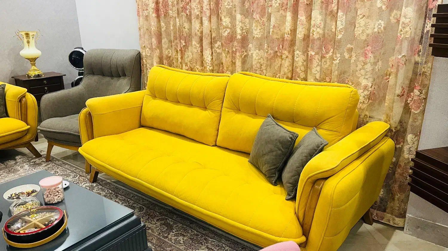 مبل تختخواب شو|مبلمان خانگی و میز عسلی|سبزوار, قصبه اب یمین|دیوار