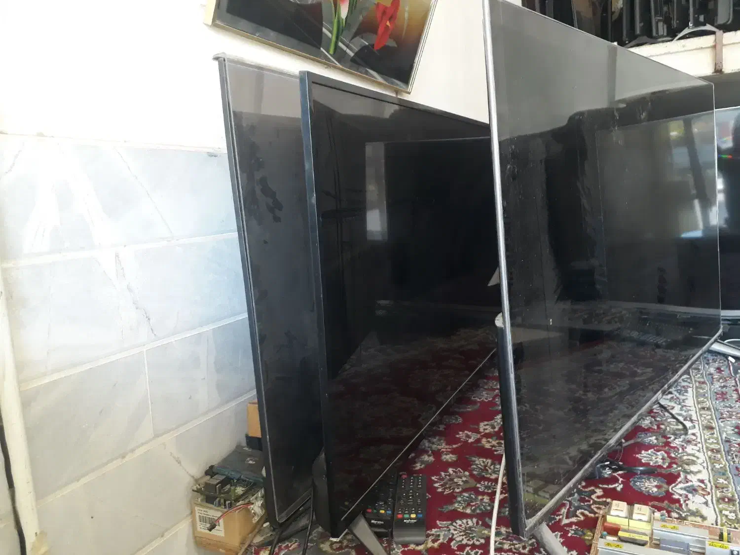 سامسونگ ۴۳ اینچ دو گیرنده و ال جی ۴۹ اینچ 4k|تلویزیون و پروژکتور|ساوه, |دیوار