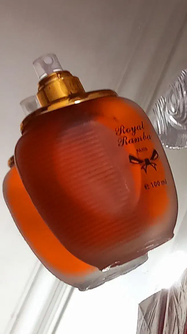 ادکلن ۱۰۰ میل شرکتی بسیار خوشبو|آرایشی، بهداشتی، درمانی|قائمشهر, |دیوار