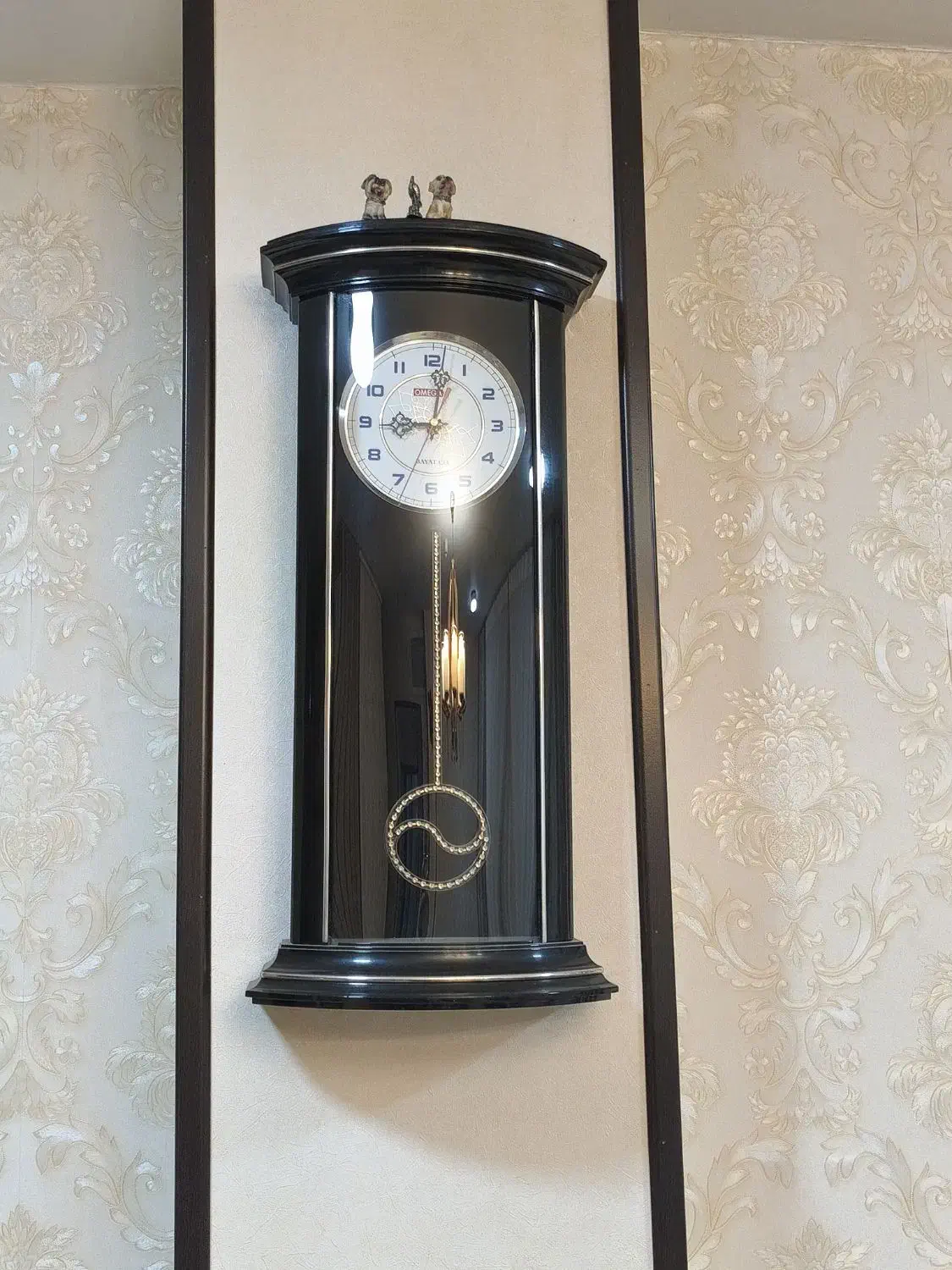 ساعت دیواری بسیار زیبا و با کیفیت|ساعت دیواری و تزئینی|شهرکرد, |دیوار