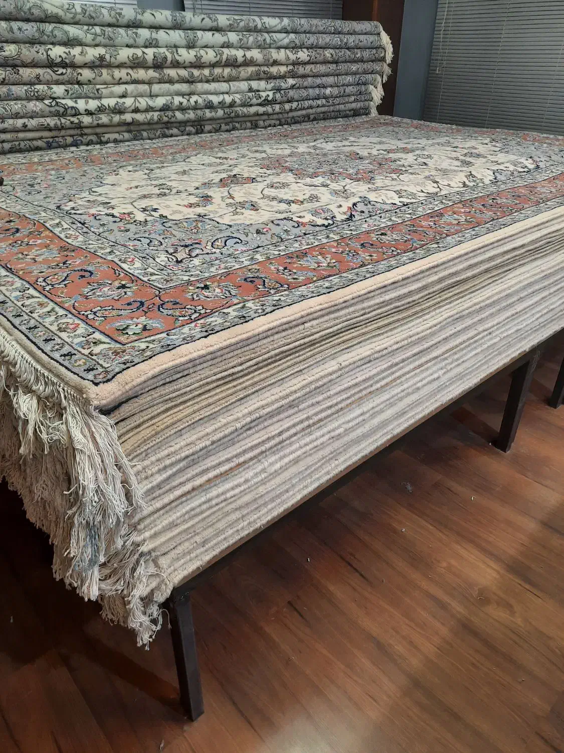 فرش دستباف رو از تولید کننده بخر فقط دستبافت|فرش|تهران, عباس‌آباد|دیوار